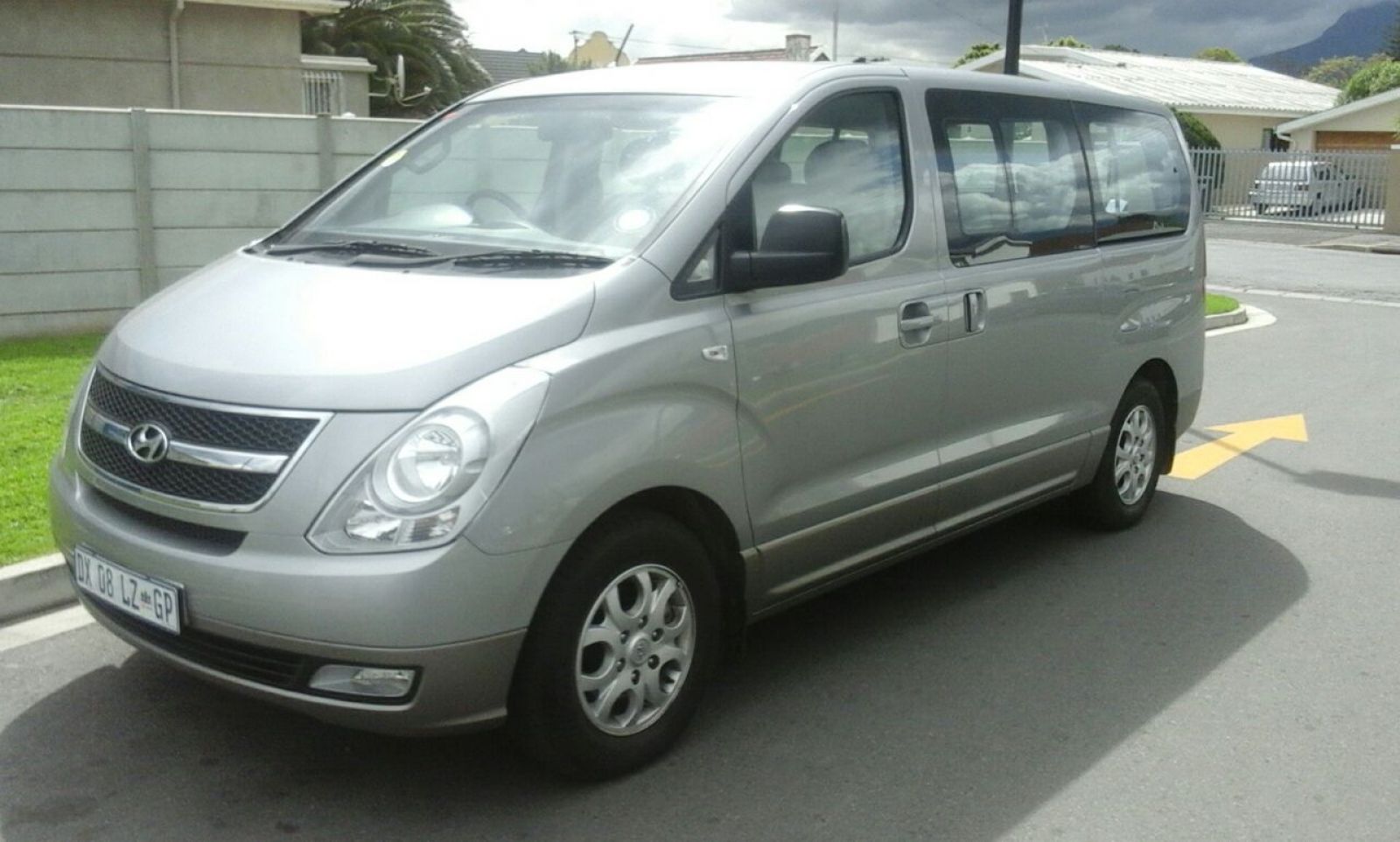 Hyundai h cmd2007 моргает дисплей