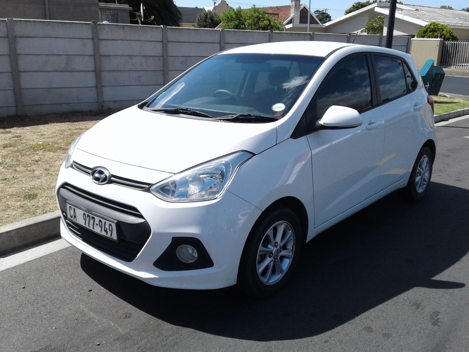 GRAND i10 GRAND i10 1.25 FLUID Specifications