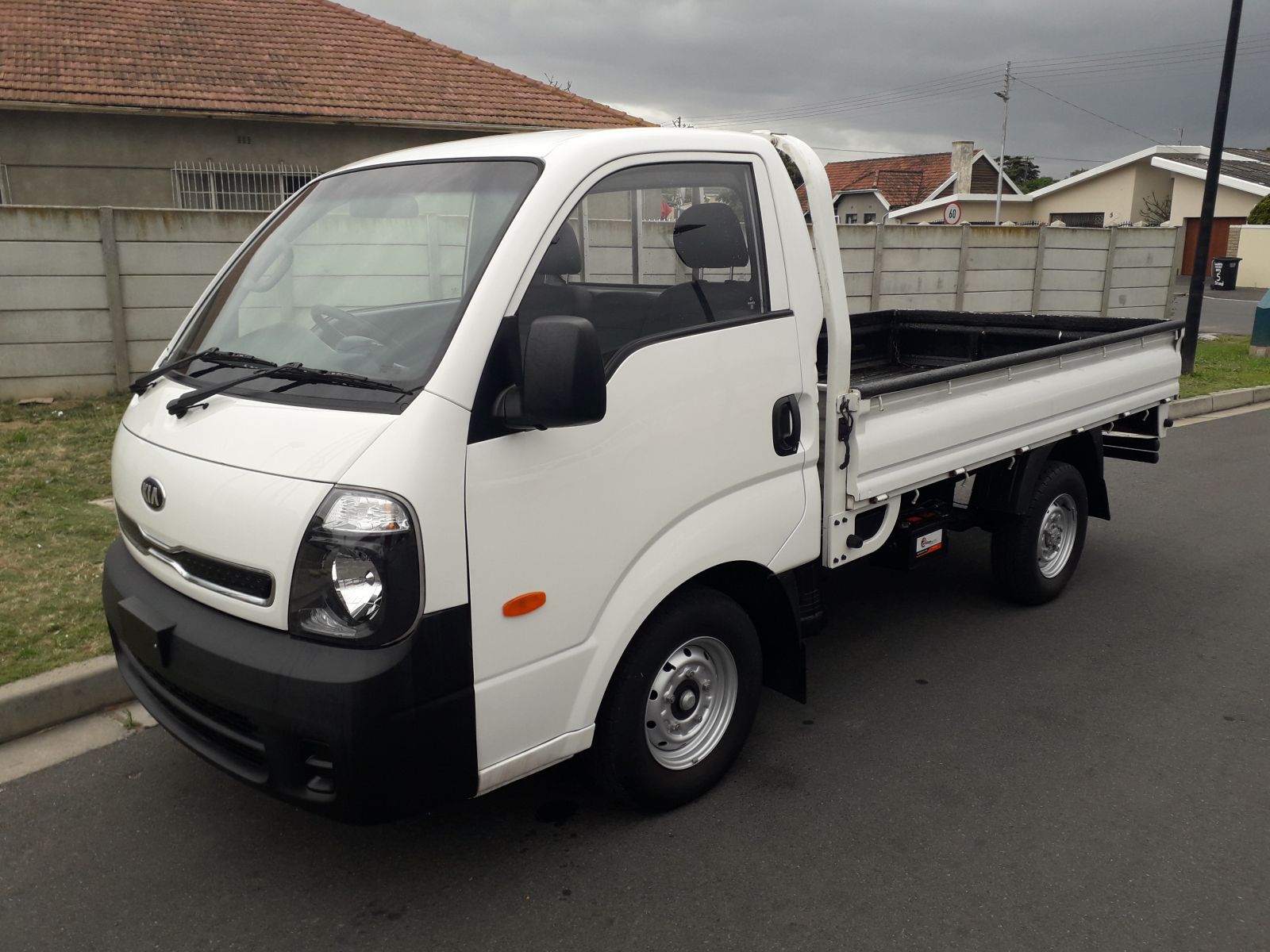 Kia k 2700